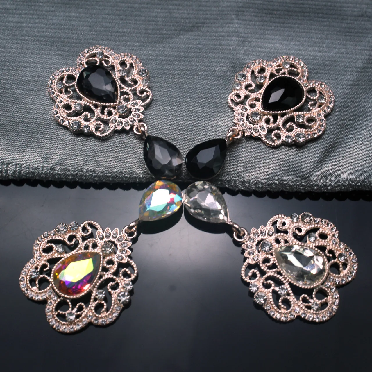 

Free Shipping 20pcs/lot Flat Back Rhinestone Button For Hair Flower Wedding Invitation DIY Flower Centerpiece WLRB158