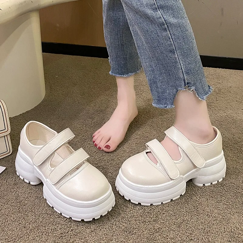 

Новинка, Модные дышащие сандалии BCEBYL с круглым носком, с закрытым носком, сезон весна-лето, Простые Спортивные Повседневные сандалии на толстой подошве, женская обувь