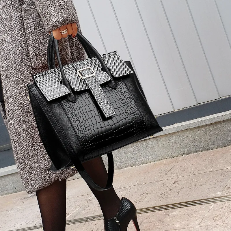 2023 New High Quality Genuine Leather Handbag Summer Fashion Shoulder Messenger Bags Famous Designer Large Capacity Casual Totes