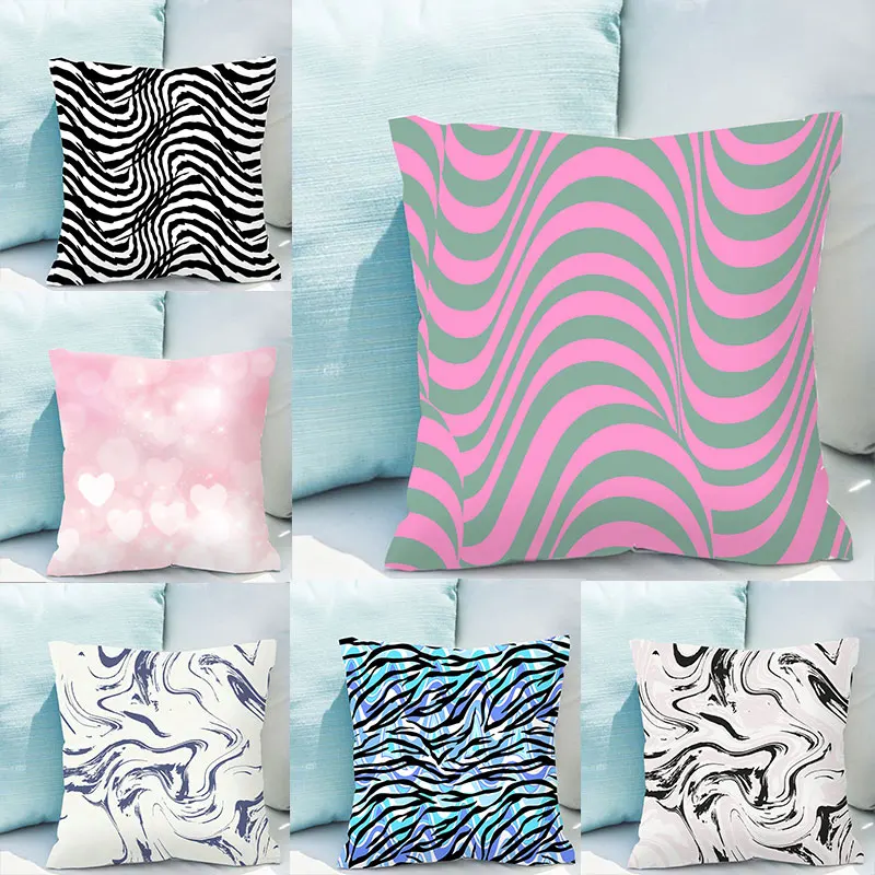 

Декоративная подушка из полиэстера, с рисунком водной волны