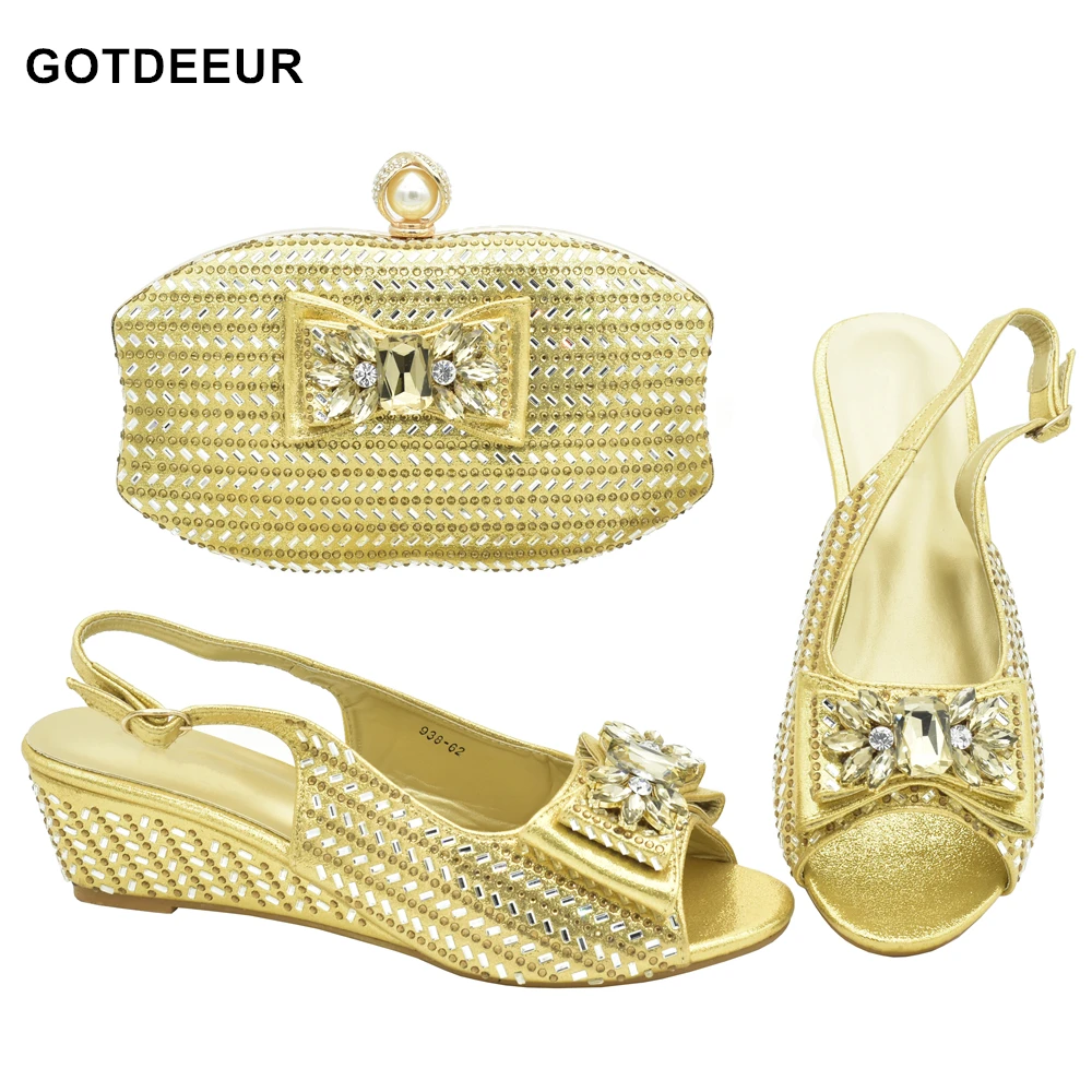 

Новое поступление, комплект из туфель и сумок в африканском стиле, женская свадебная обувь на танкетке, Элегантные Роскошные туфли-лодочки для невесты