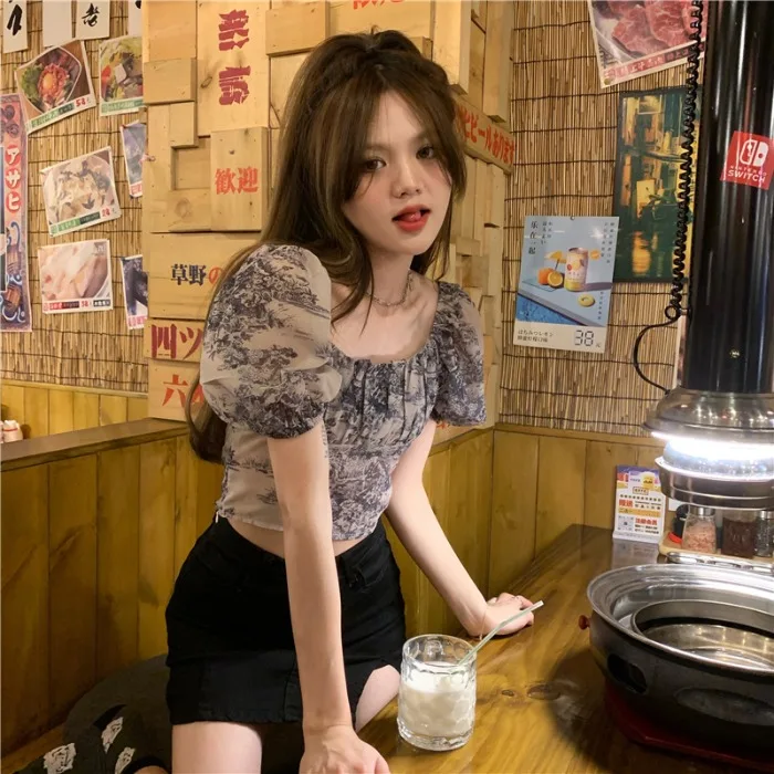 

French style square neck bubble sleeve shirt women's summer waist design sense of niche chic ink print BM short top