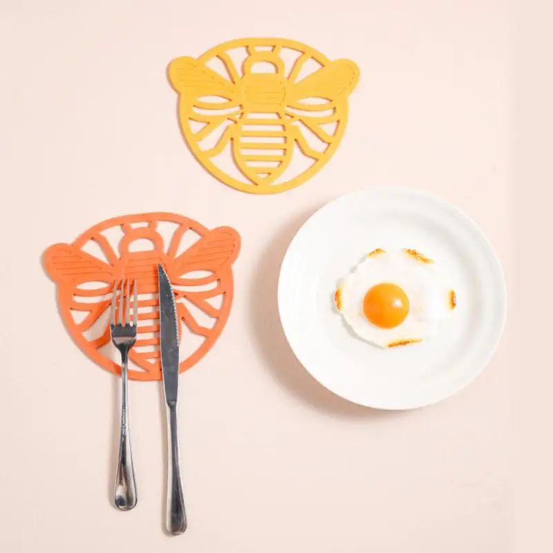 

Nordic Simple Tableware Pad Coaster Anti Scalding Pad Kitchen Tool Silicone Material Non Ironing Pad And Various Color