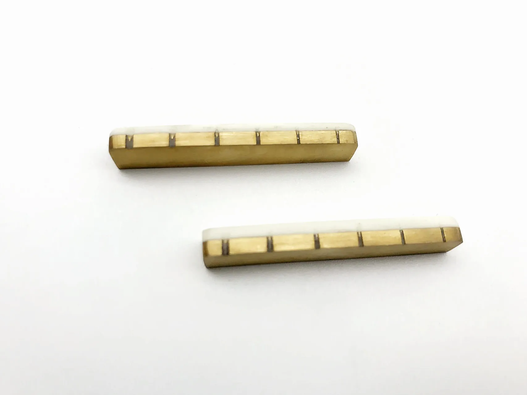 

Good Quality Brass&Bone Nut (43x5x8.6mm) for Guitar Musical Instruments Accessories Made in Korea #3472