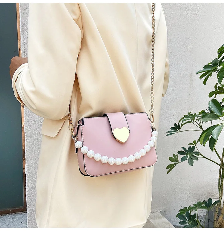 

New Korean version of shoulder bag fashion simple Pearl bag small square bag chain accessories slung handbag