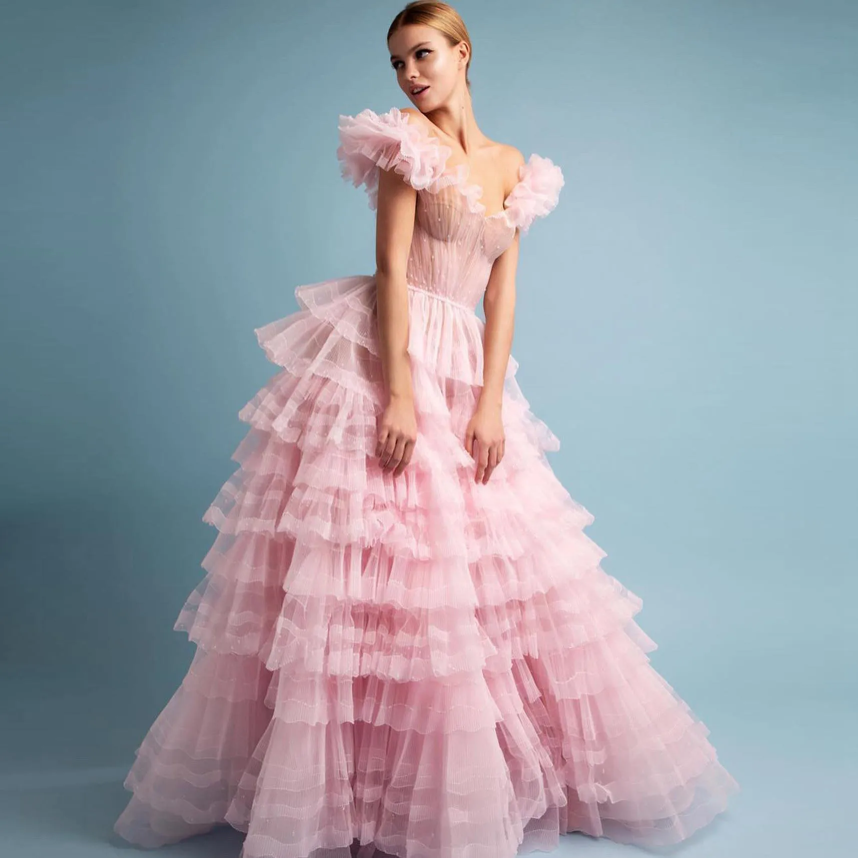 

Изящное Розовое Бальное платье, платья для выпускного вечера с открытыми плечами, без рукавов, в пол, плиссированные многоярусные вечерние платья с поясом и бисером