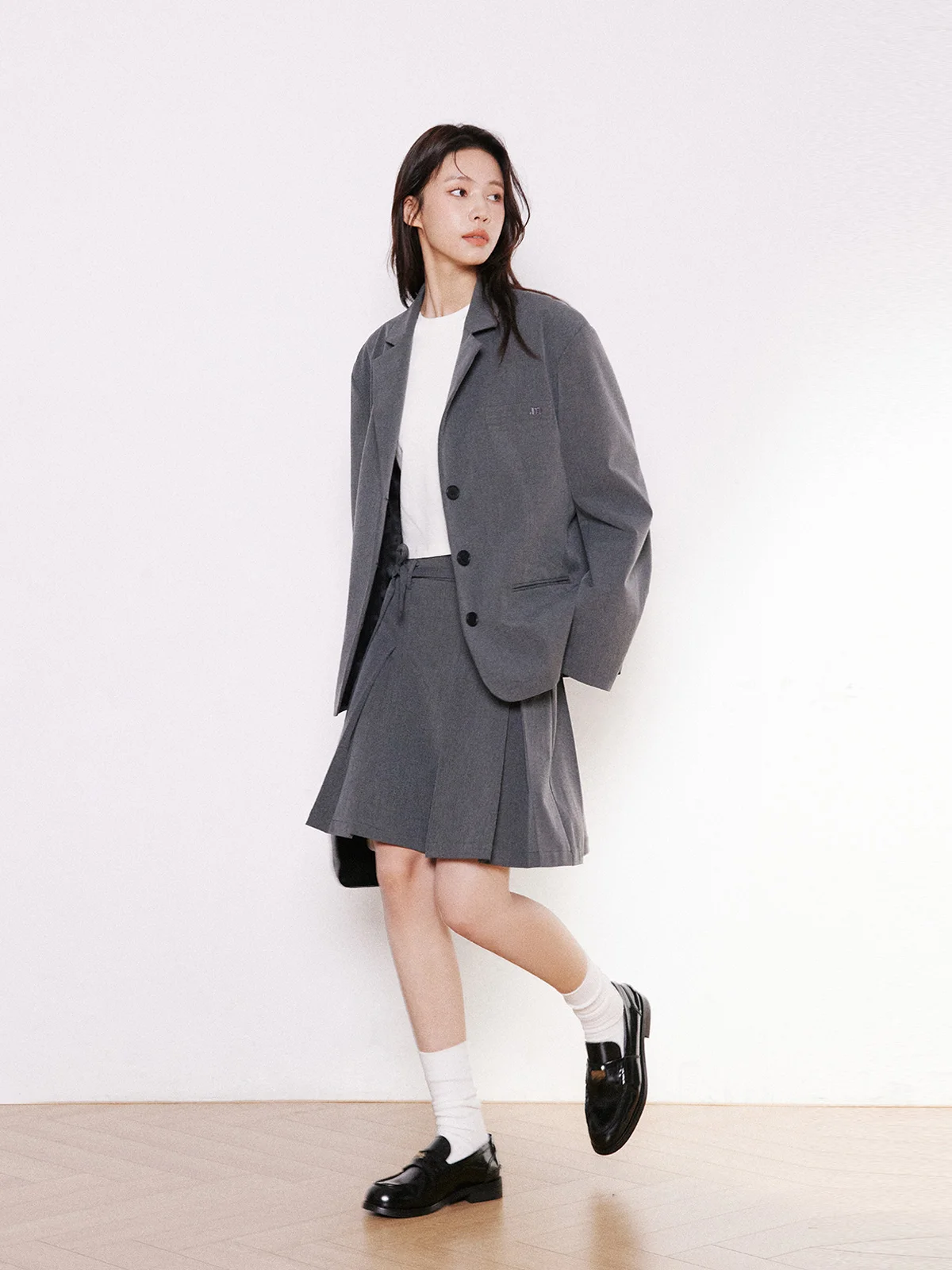 Женское однобортное пальто [INRM Официальный магазин] серое элегантное