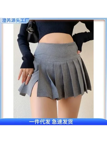 Желіде көйлек киген сексуалды жас әйел өзін берді Шешен әйелдерінің секс видеосы