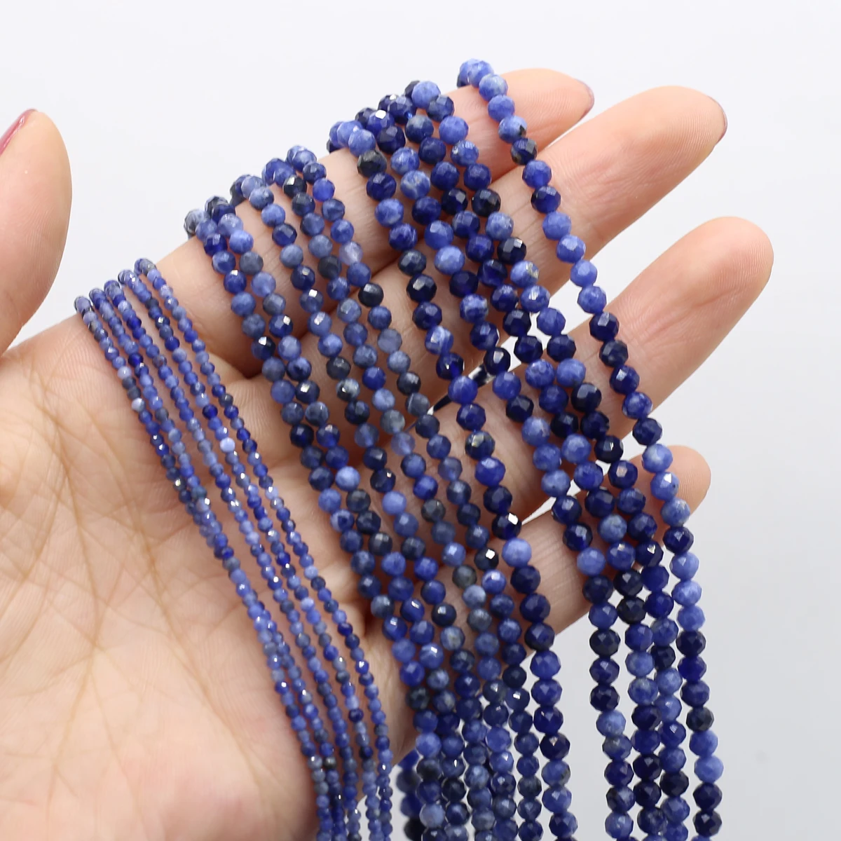 

Natural Stone Beads Sodalite Round Faceted Beads Charms For Jewelry Making DIY Necklace Bracelet Earrings Accessory
