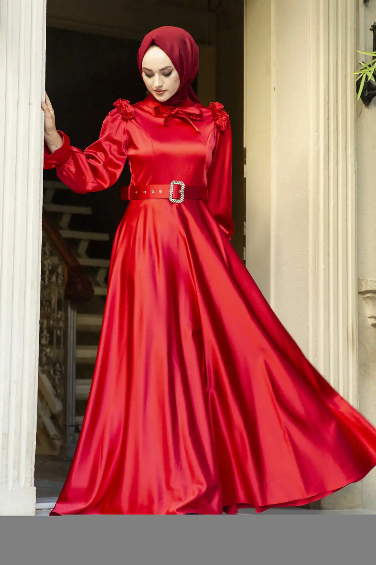 Красное Атласное Вечернее платье Kemerli