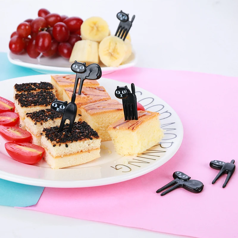 

6 Pcs/Set Plastic Fruit Dessert Fork Reusable Black Cat Shape Fork Tableware Snack Fork Party Kitchen Tools Gadgets