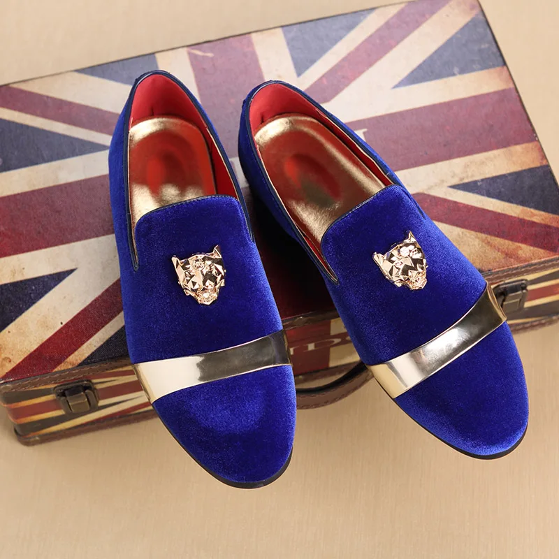 

Good Quality Flat Slip-on Suede Loafer for Men 2024 Hot Sell Fashion Metal Button Casual Dress Shoes