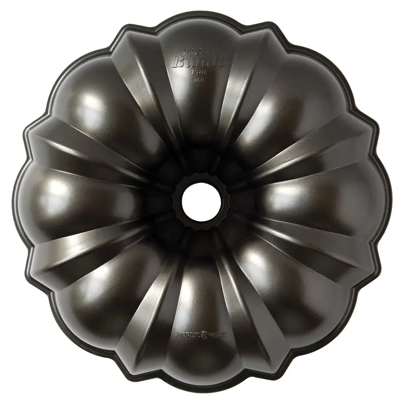

Роскошный антипригарный графитовый серебристый алюминиевый Сковорода с 12 чашками-идеально подходит для плотных тортов, 10,5x10,5x3,8 дюймов