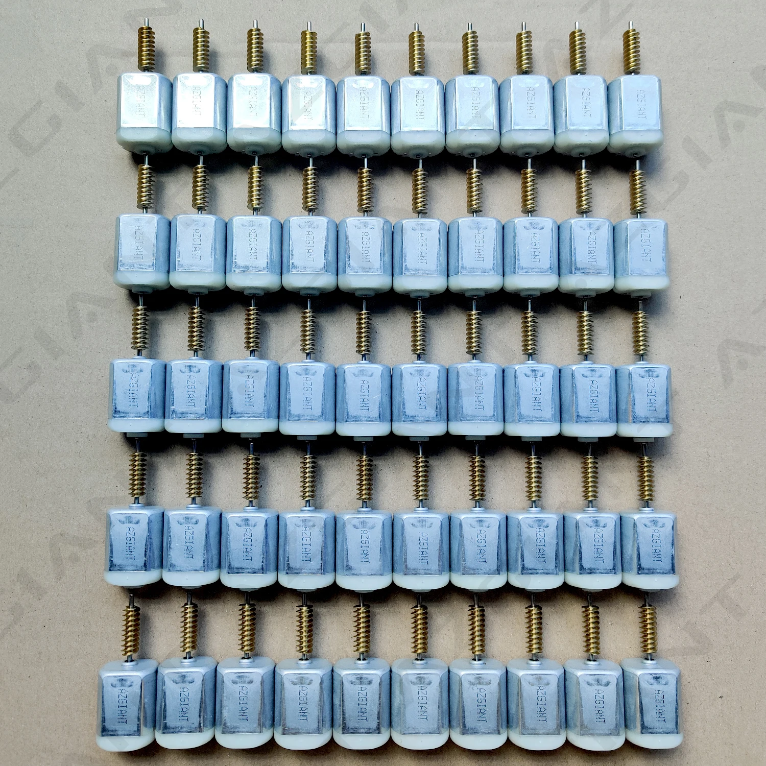 

AZGIANT 50PCS Car Center Door Lock Motor for Land Rover Range Rover HSE Vogue Lock Actuator Motor CCW Freelander for BMW Mini