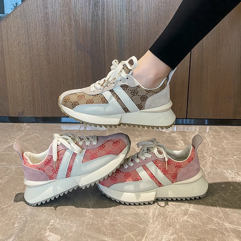 Women's Sneakers Fashion Lightweight Leisure Tennis Shoes Flower Design Luxury Shoes Breathable Comfort Platform Shoes
