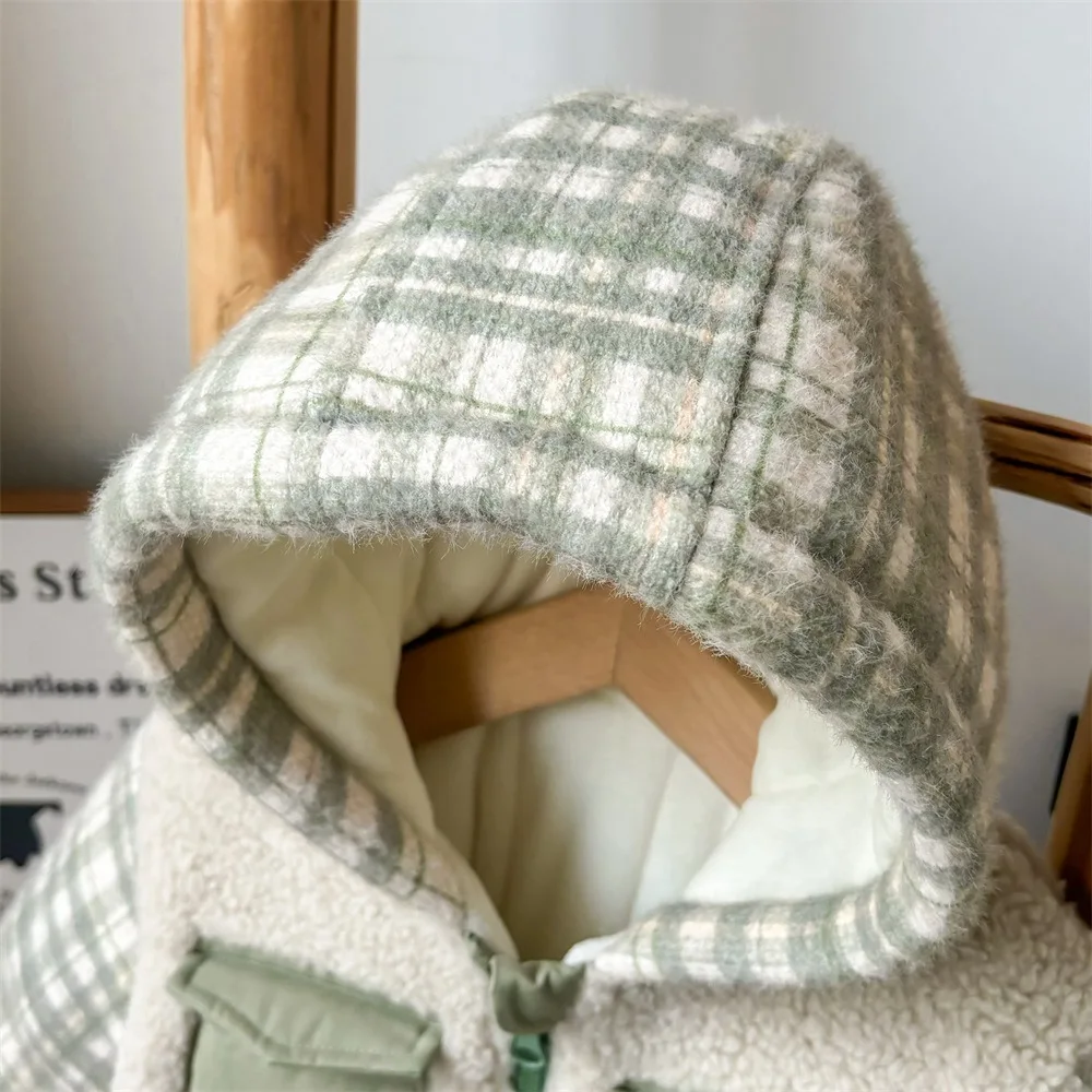 Новинка зимы 2024 детские утепленные плюшевые теплые наряды лоскутные клетчатые