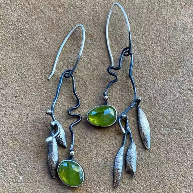 

New Unique Vintage Leaf Metal Green Stone Drop Dangle Earrings for Women Silver Color Asymmetrical Ethnic Drop Earring Jewelry