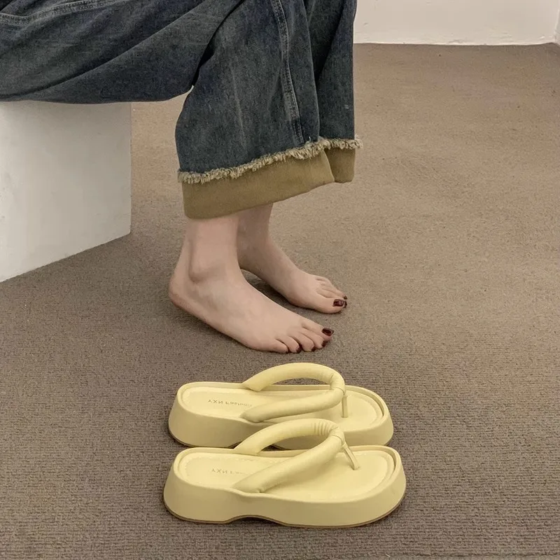 

Женские шлепанцы на платформе, повседневные Шлепанцы из искусственной кожи, на резиновой подошве, лето 2023