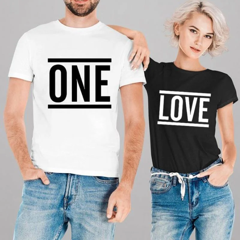 

Футболка с надписью One Love для пары, футболка с коротким рукавом и круглым вырезом, свободная футболка с надписью King Queen, женские топы, женская ...