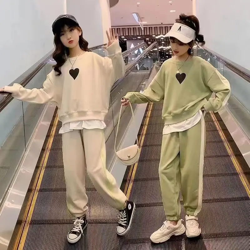 

2023 Spring And Autumn New Girl's Suit Love Fake Two Hoodie Trousers Girls Casual Sports Children Two-Piece Set 4-12 Years Old