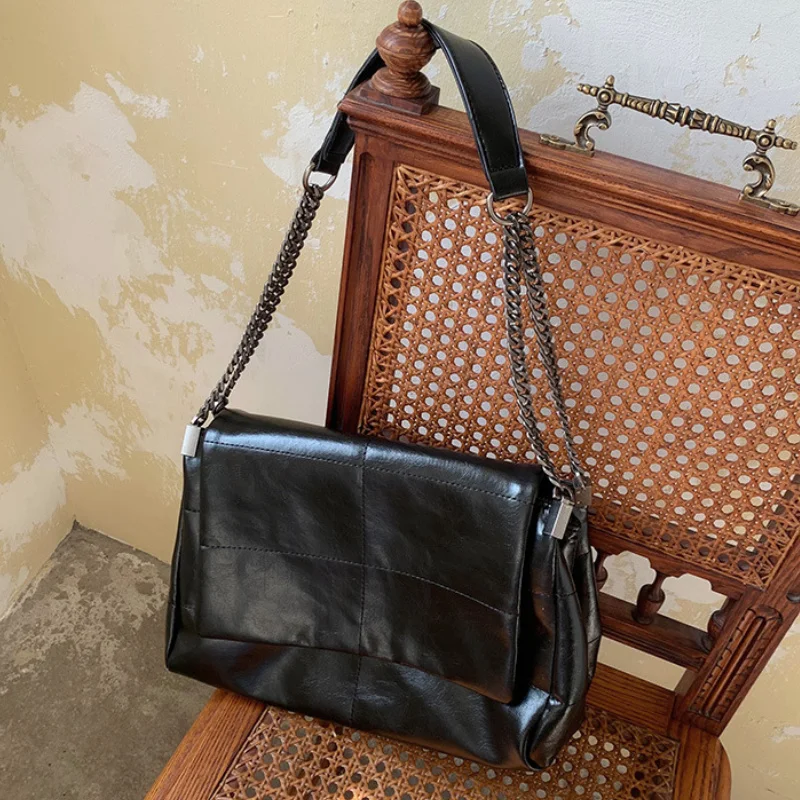 

Soft Pu Leather Women's Shoulder Bag Fashion Chain Strap Design Tote Bags for Ladies Casual Female Underarm Purses and Handbags