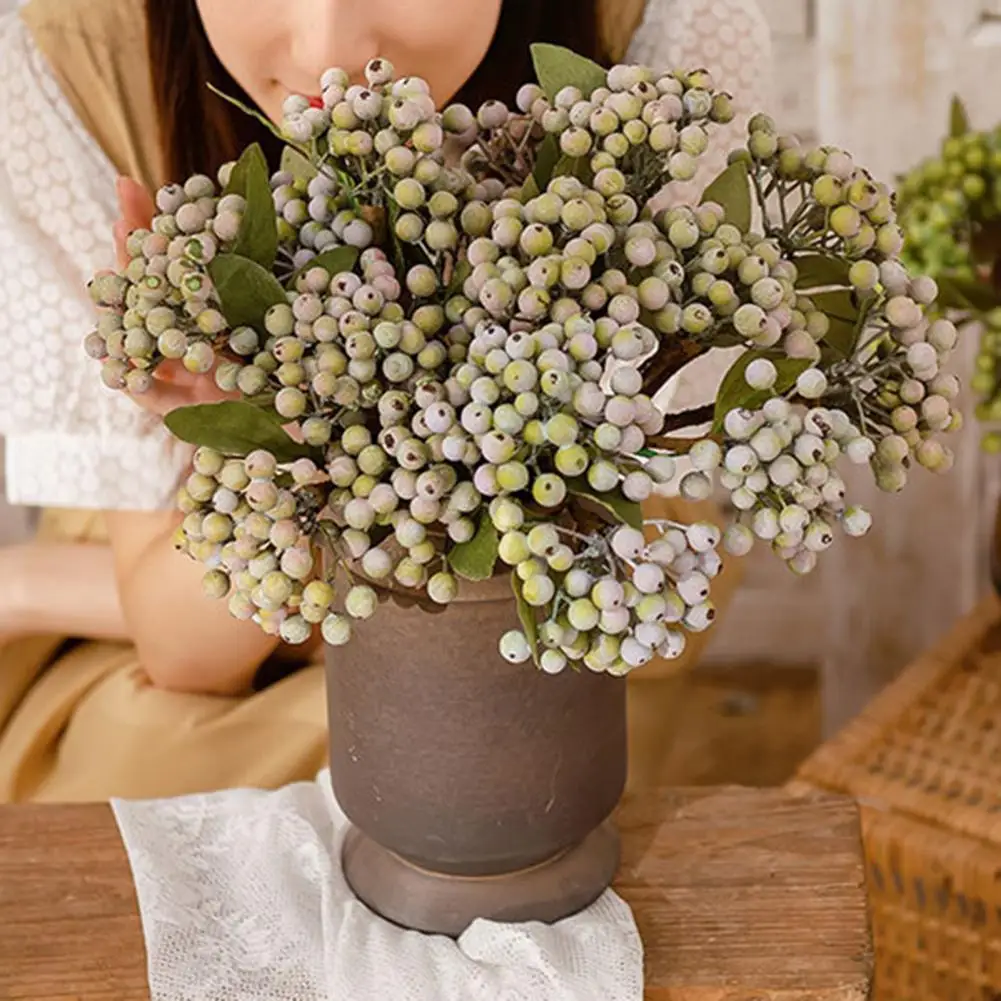 

Not Easy to Break Long Lasting All-Purpose Berry Artificial Flower for Home