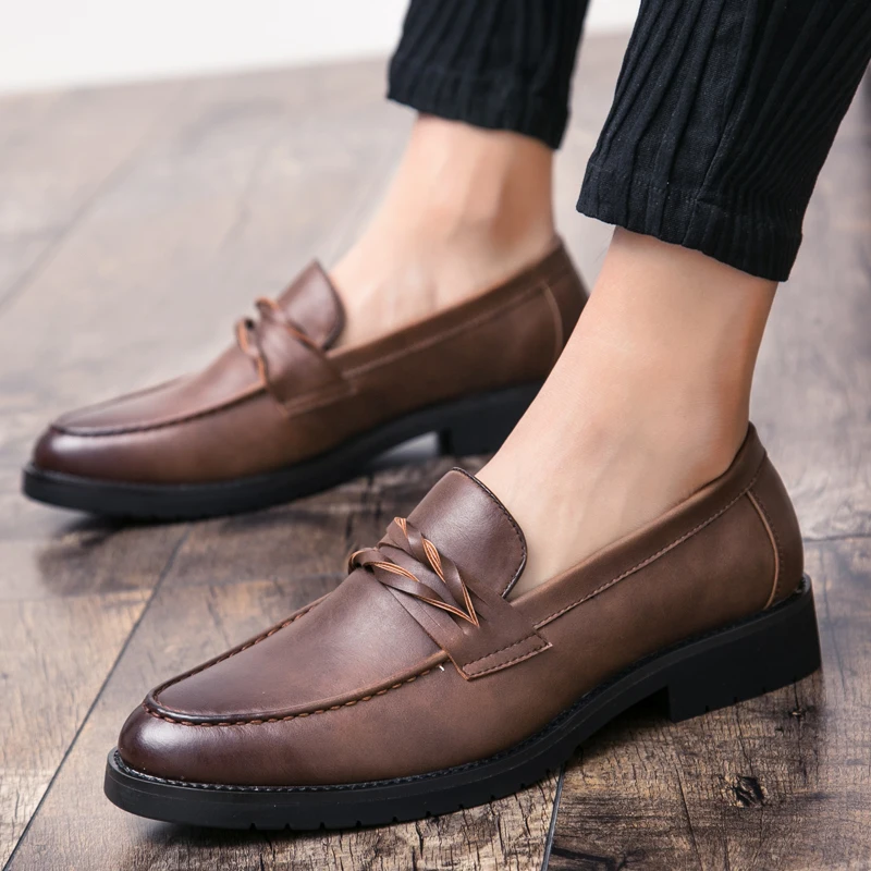 

Luxury Men Oxford Shoes Fashion Red Formal Men Dress Shoes Party Evening Loafers New Trend Italian Dress Business Shoes Men
