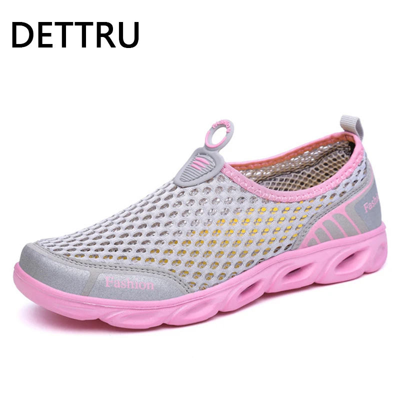 

Breathable Aqua Shoes Summer Mesh Sandals Men Antiskid Outdoor Sport Sneakers Women Wading Sandals for Hiking River Fishing