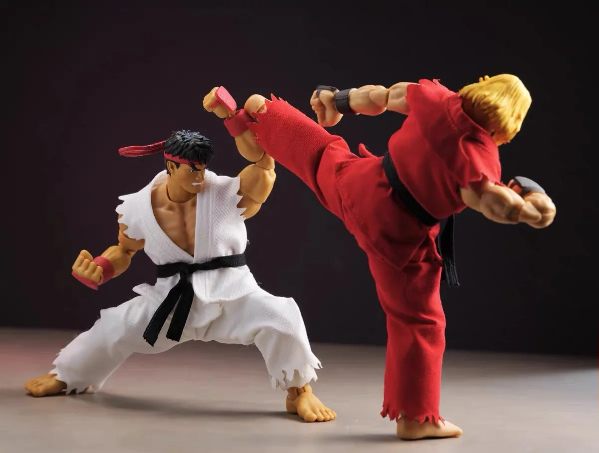 Фото Костюм для карате JADA Street Fighter: Рю, Кен, Мастерс ‌   Комплект аксессуаров для игровых фигурок: бело-красная тканевая одежда (фигурка не включена) №4