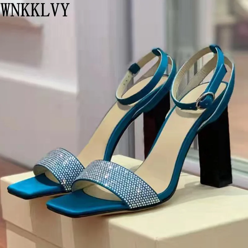 

Сандалии женские на высоком квадратном каблуке, шелковые туфли с узким ремешком, украшение для вечевечерние, пикантные туфли под платье, кв...