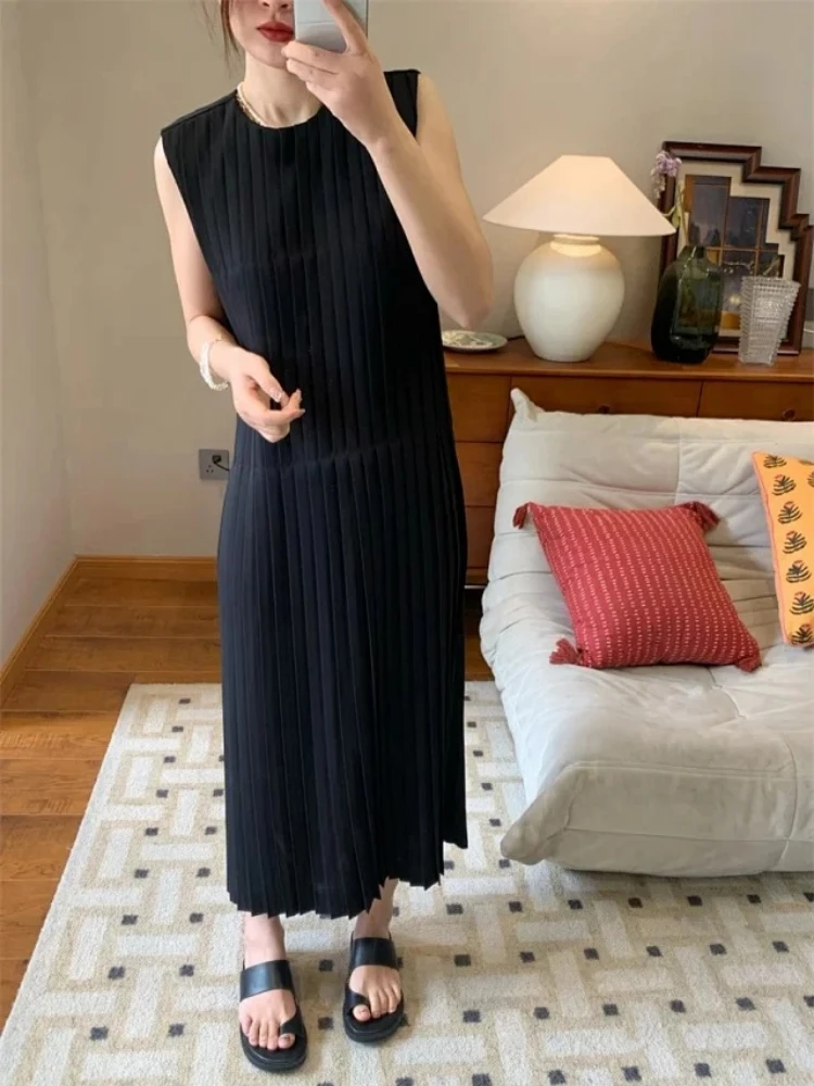 

2023 Spring Summer New U-neck Slit Pleated Sleeveless Women Dress