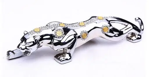 

Boutique auto ornaments copper coin alloy leopard Zhaocai auto interior decoration home accessories car decoration products