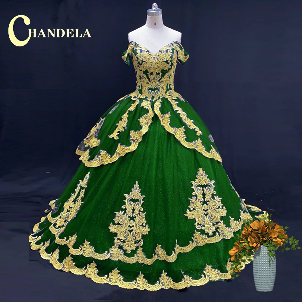 

Sparkly Green Off Shoulder Golden Appliques Quinceanera Ball Gown Puffy Pleat Corset Back Vestido 15 Anos Festa Graduation