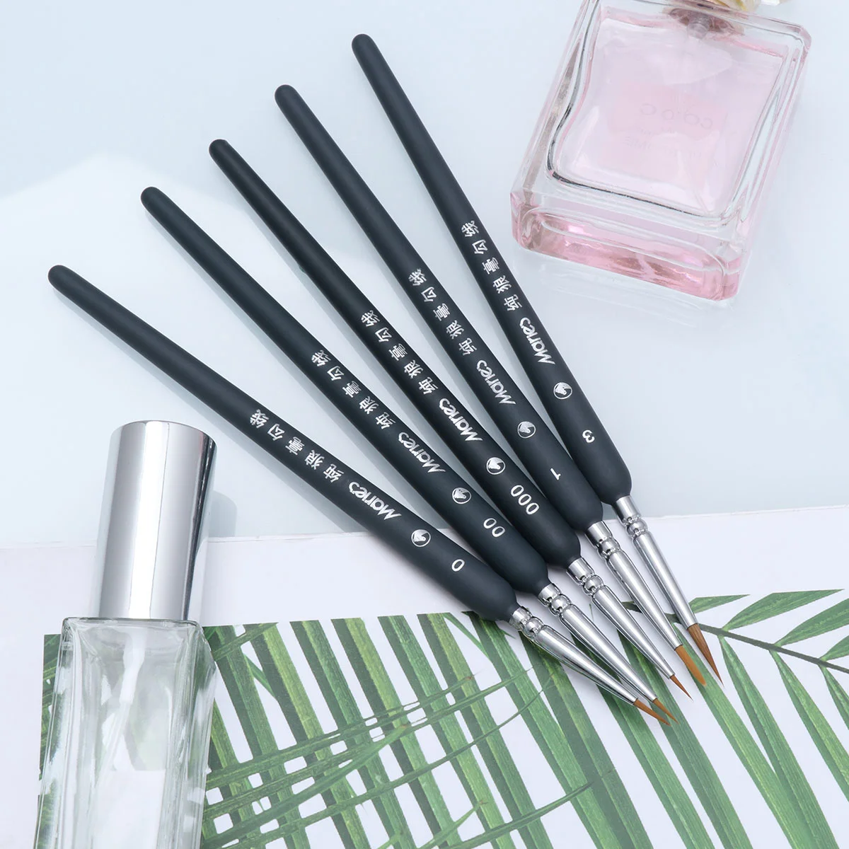 

5Pcs Fine Tip Detail Brushes Nylon Miniature Brushes Water Color Brush Oil Painting Brushes Acrylics Drawing Pen for DIY