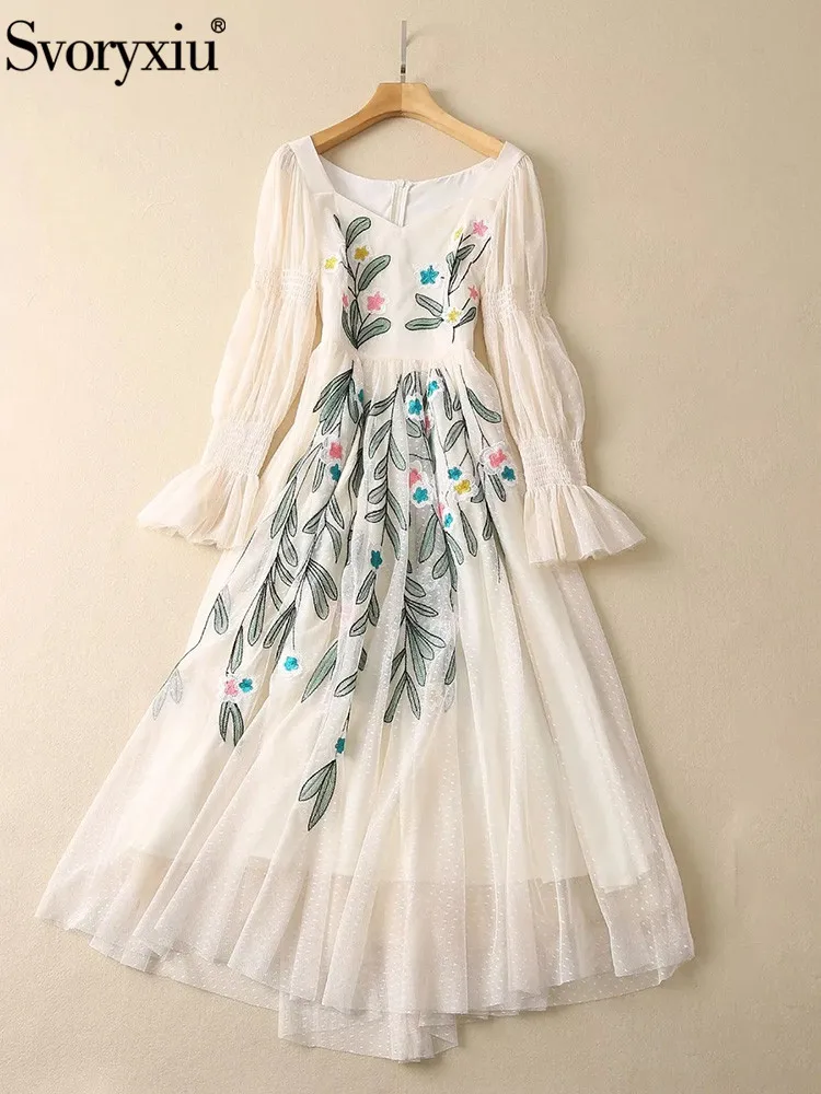 Svoryxiu New Designer Fashion Spring Summer Vintage Gorgeous Embroidery Midi Dress Women's Flare Sleeve High Waist Slim Dress