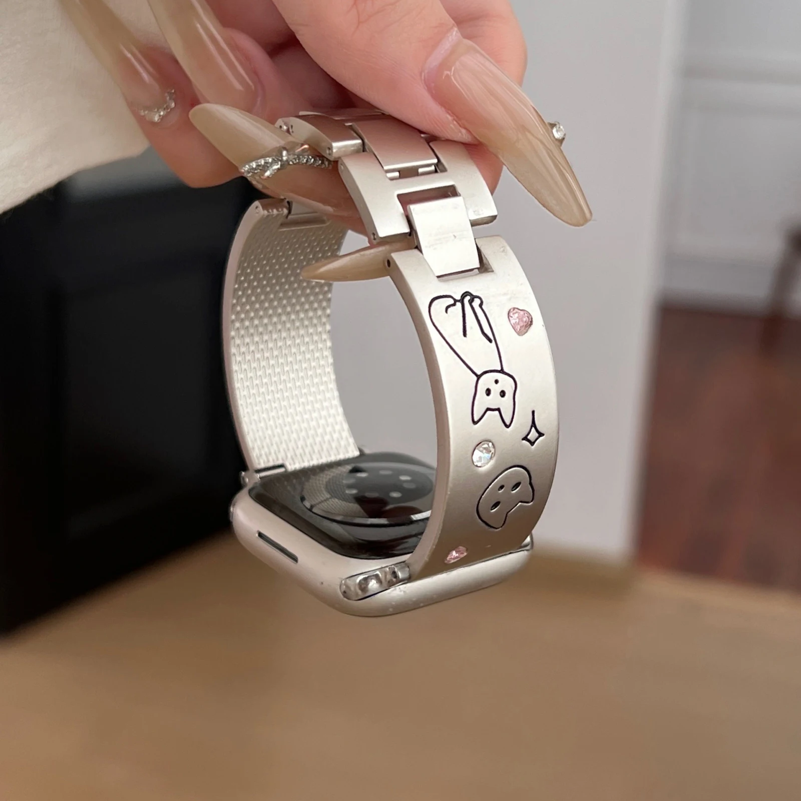 Фото Металлический ремешок для Apple Watch, браслет с милым котом для девочек, браслет-цепочка для Iwatch987654se Ultra Women40 41 44 45 мм, милый браслет со стразами №5