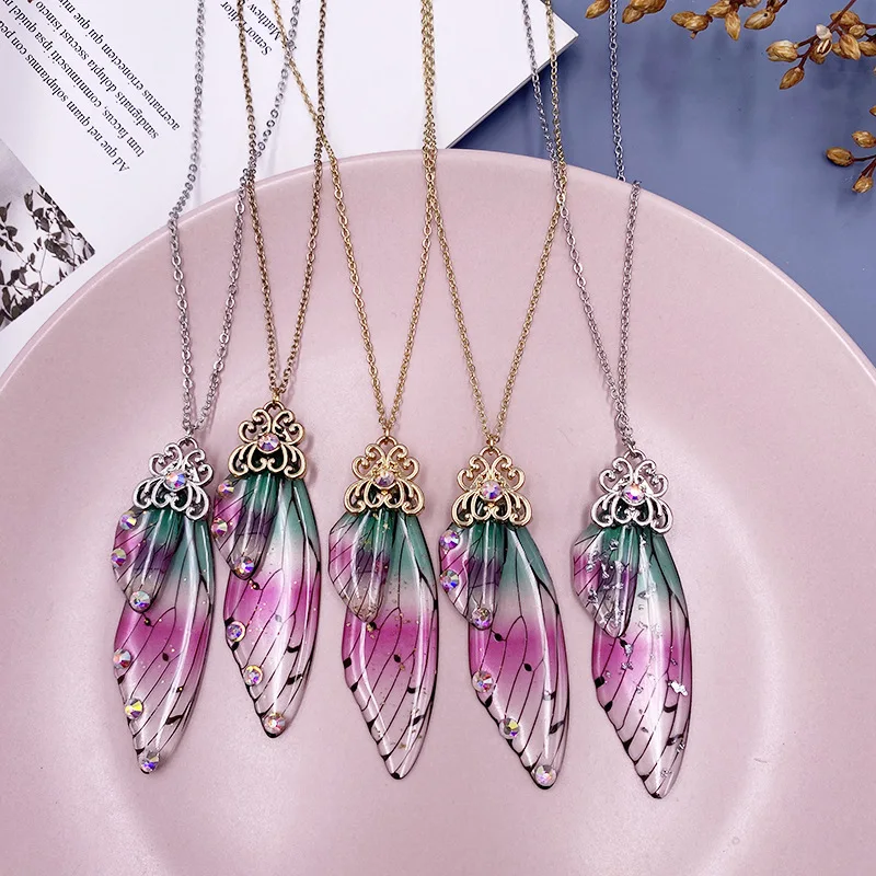 

Minar Charming Pink Green Rhinestone Cicada Wings Necklaces for Women Butterfly Gradient Shiny Sequins Pendant Choker Necklace