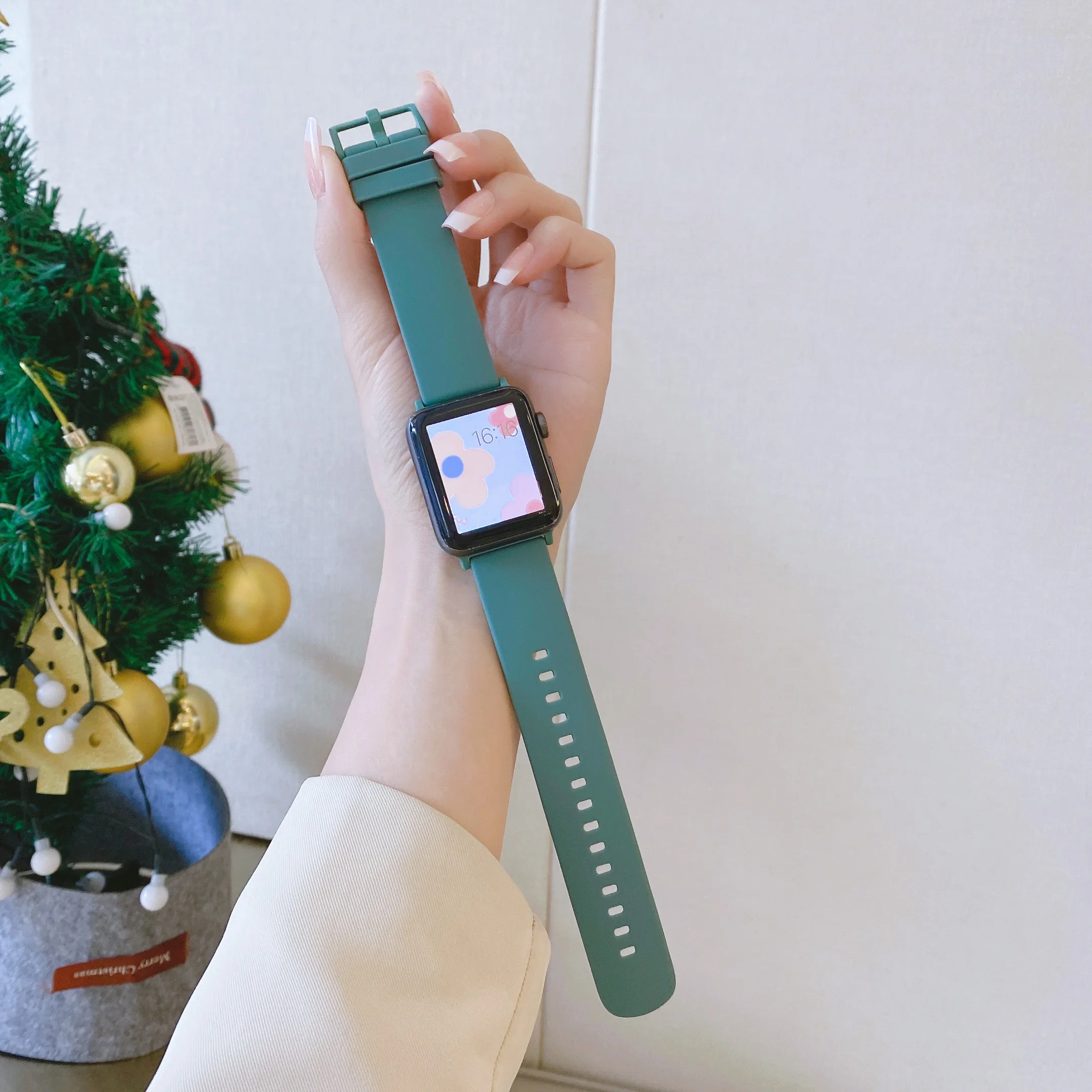 Candy Silicone Watch Band for Apple Watch Series SE 7 6 5 4 3 2 Sports Strap Rubber Watchband for Iwatch 45 40mm 44mm 38mm 42mm