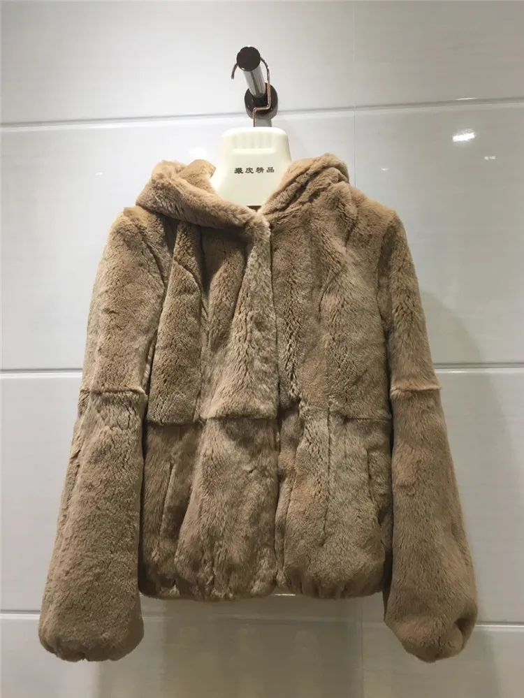 2022 Genuine Natural Real Rex Fur Coat Women's Hooded Outerwear All Fur Long Sleeves Short Style Thin Coat