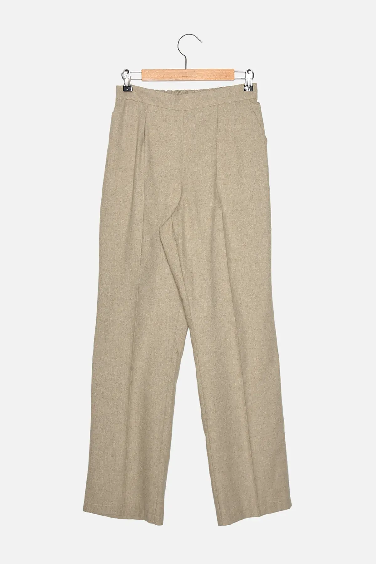 

Trendyol Straight Pants TWOAW22PL0197