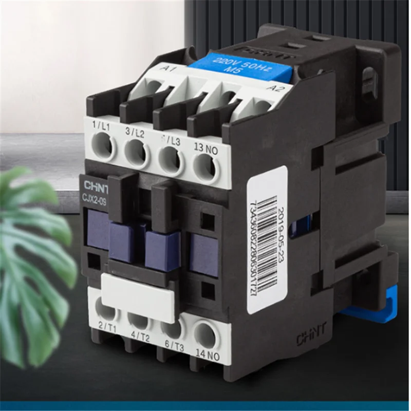 Контактор переменного тока 220 В |