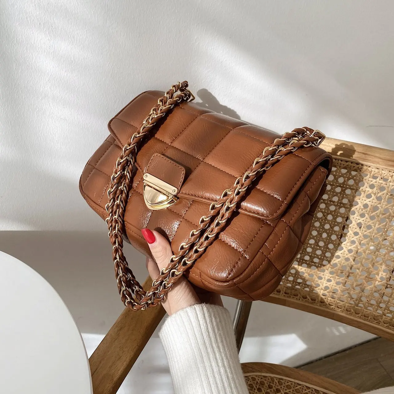 

2021 Fashion New Branded Trending PU Leather Women's Designer Handbag and Purses Chain Lattice Square Shoulder Crossbody Bag