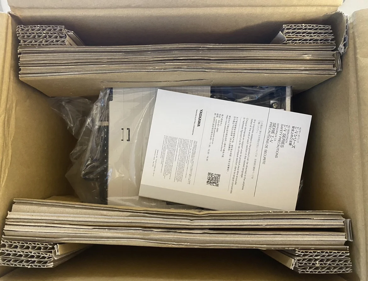 YASKAWA с сервоприводом лампочка задним фонарем