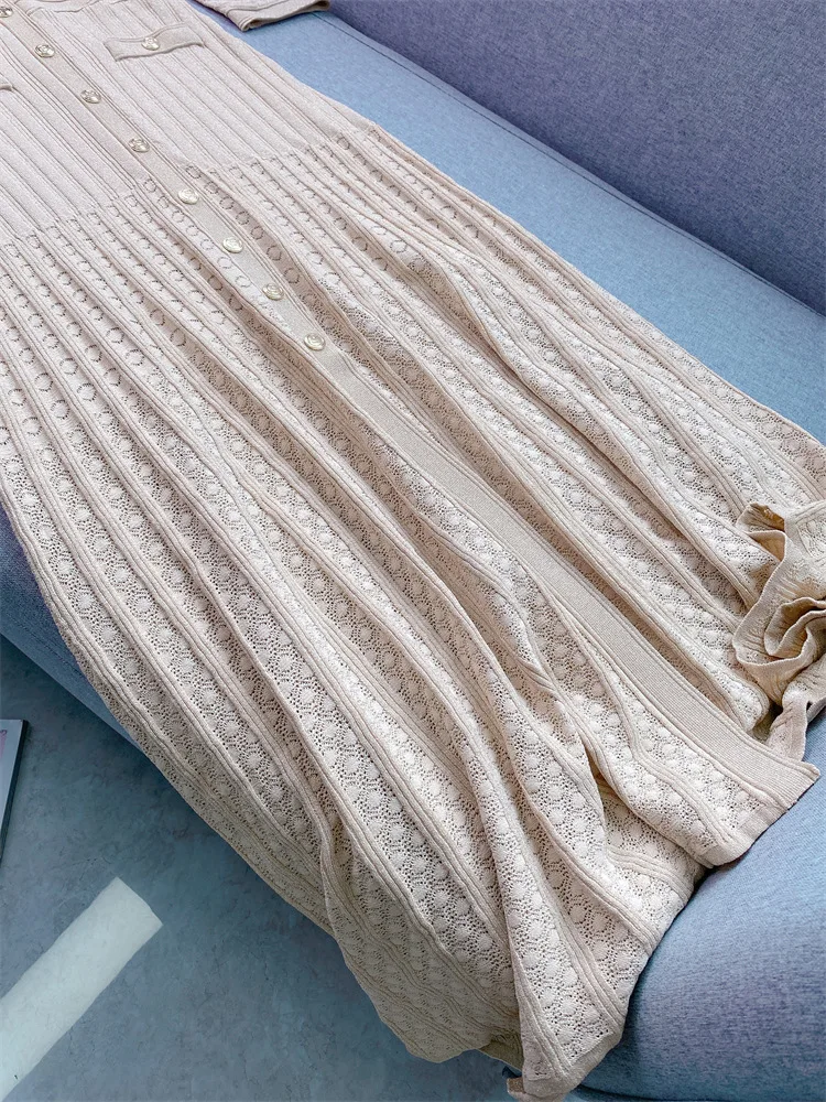 Женское длинное трикотажное платье-трапеция с рукавом три четверти