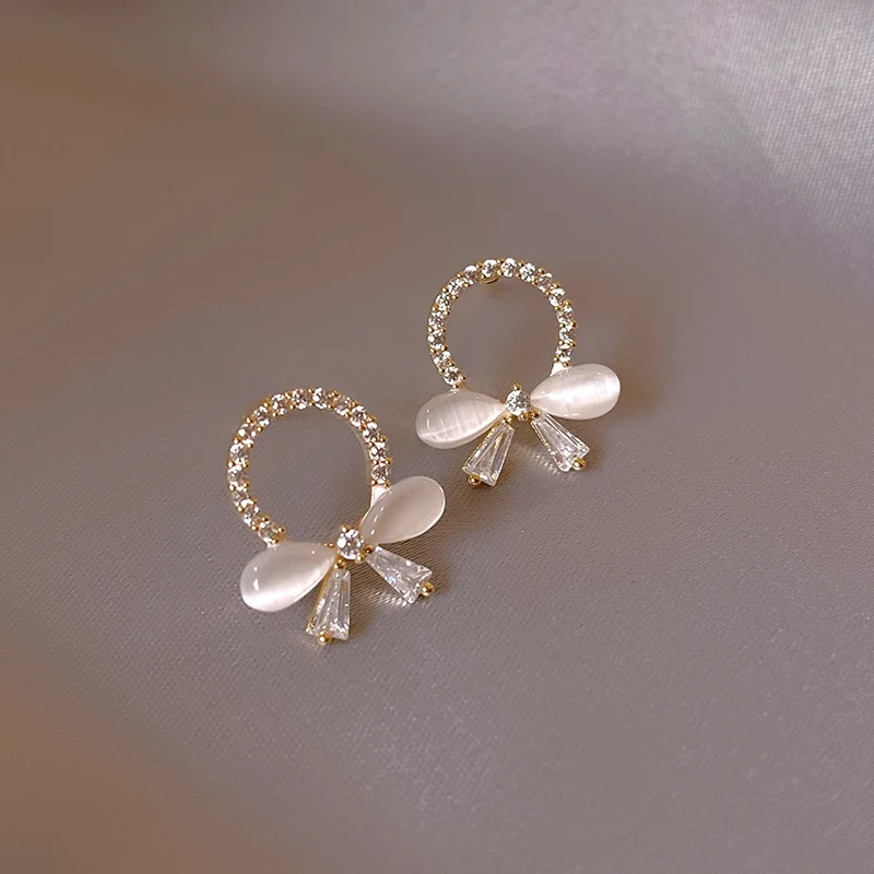 

Opal Bow Stud New Fashionable Silver Pin Earrings Temperament