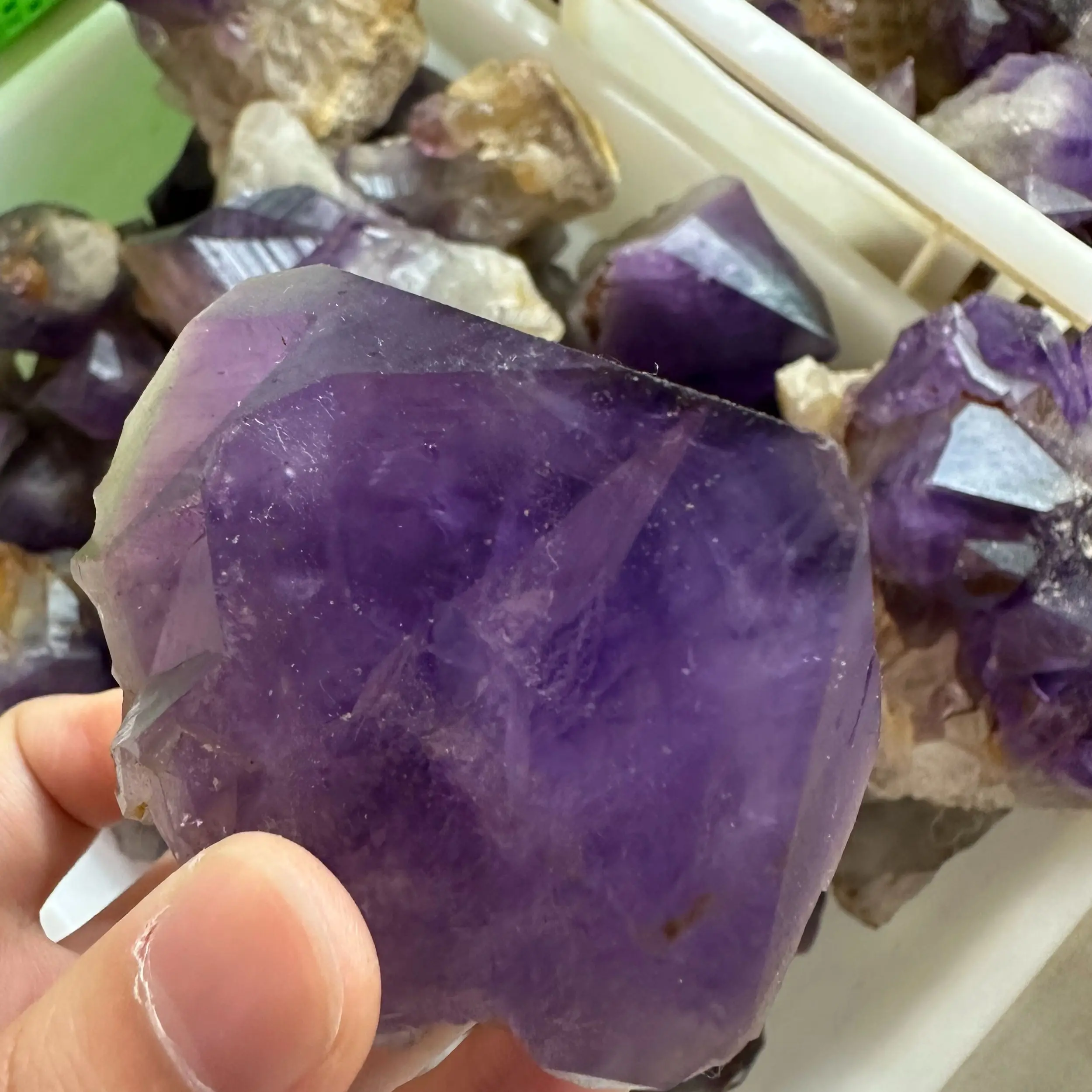 

70-400g Natural Amethyst Mineral Raw Stone Specimen Office Home Decoration