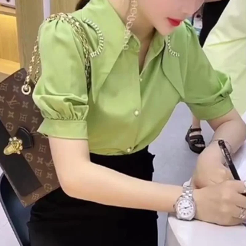 Рисунок 5 - Рубашка женская с отложным воротником