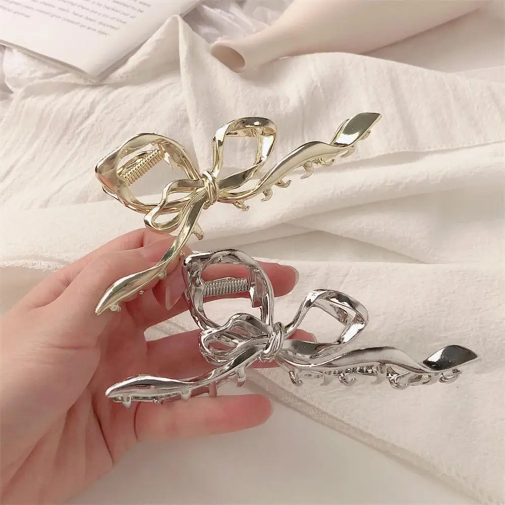 

Women Thick Hair Bathroom Clip Stylish Metal Hair Claws for Women 2pcs Strong Hair Clips with Butterflies Shape Ideal for Thick