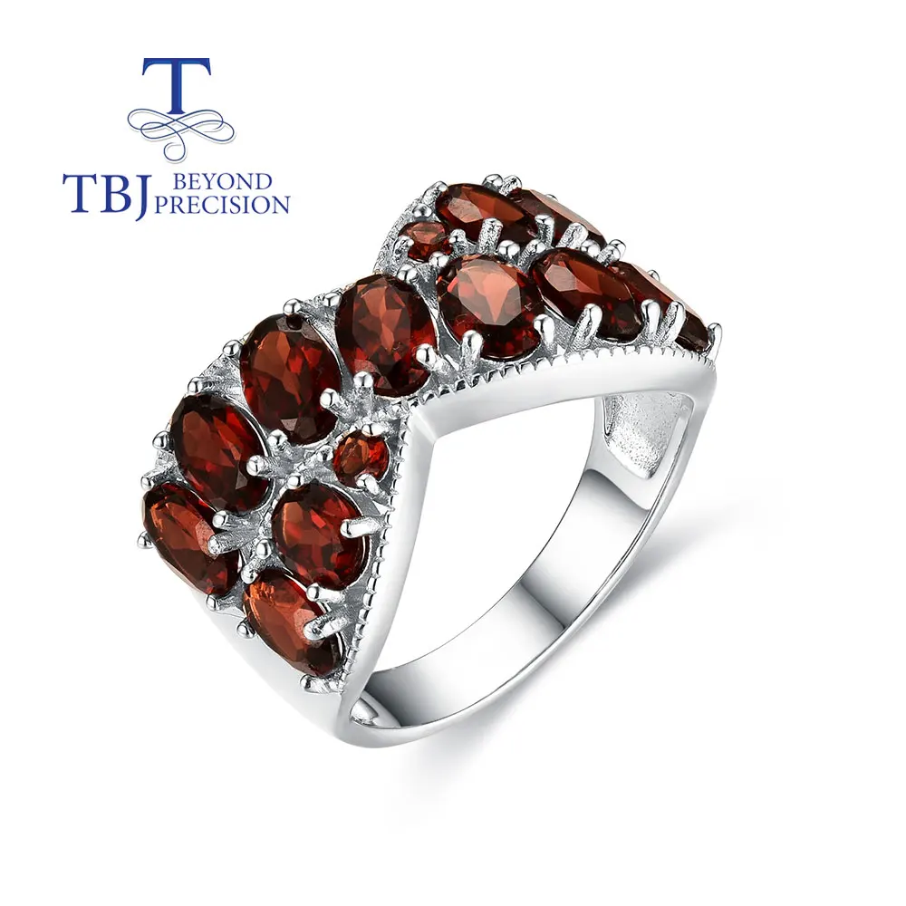 Natural mozambique garnet gemstone ring 925 silver ring classic style suitable for women engagement & daily wear fine jewelry