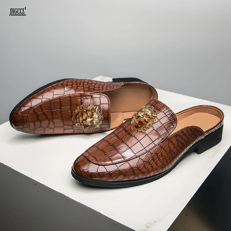 

Summer Baotou half slippers men's shoes crocodile non-slip English loafers casual shoes personality shoes Luxury slippers T11